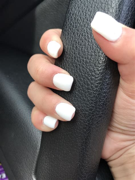 white short acrylics